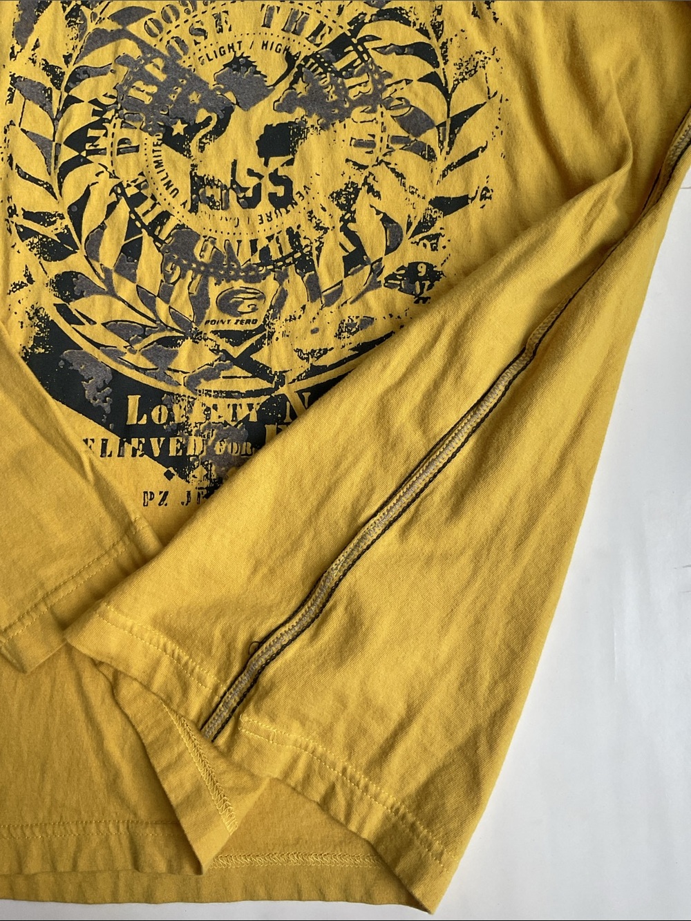 Point Zero Graphic Tee - Picture 4 of 10